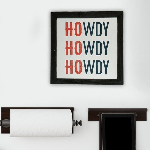 Howdy Farm house‎ art wall - Picture 1 of 8
